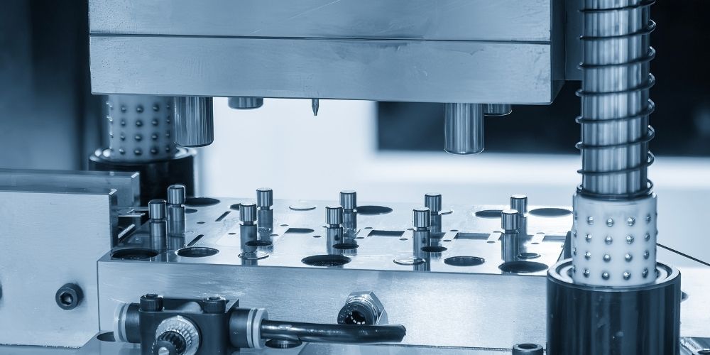沖壓模具種類有哪些？挑對沖壓模具，維持高品質生產良率！-1